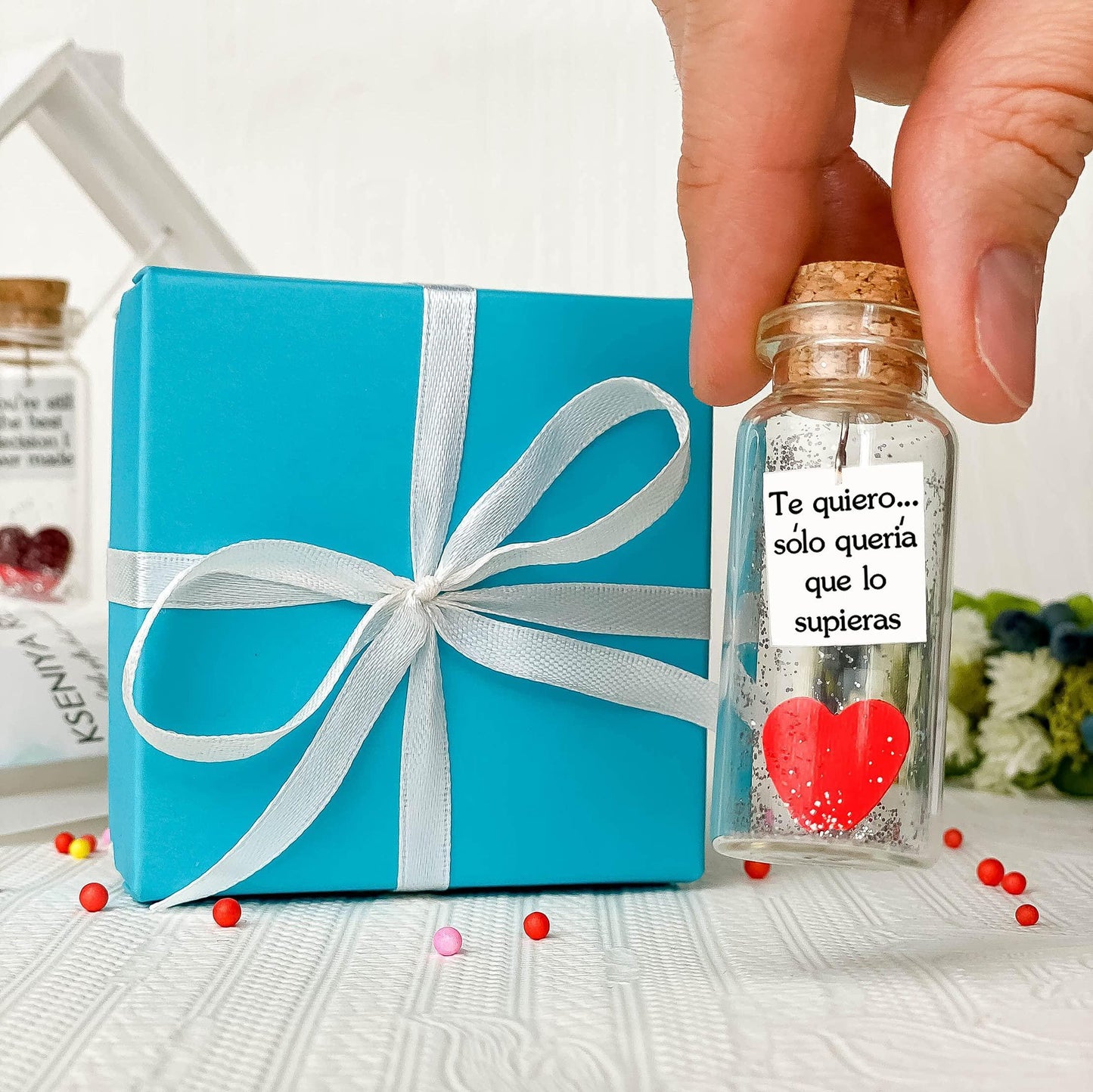 Mensaje romántico en una botella para regalar a tu novio o novia   Tarro de los deseos con una tarjeta para tu esposo o esposa (bottle in teal blue box Te quiero… sólo quería que lo supieras)